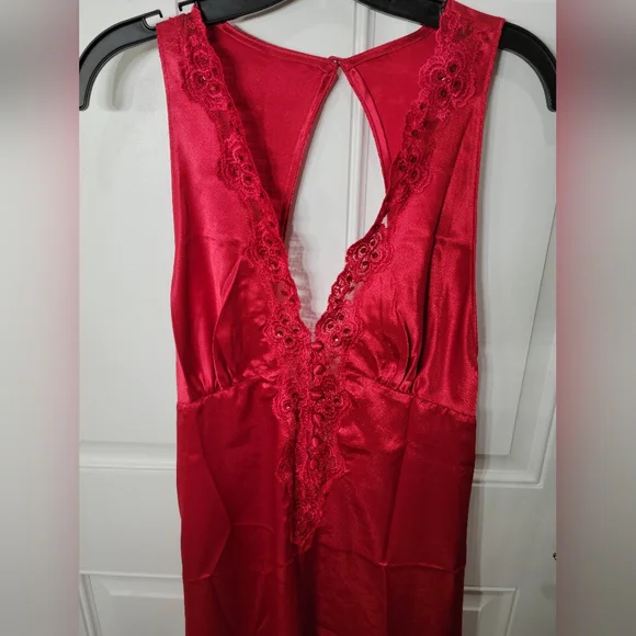 Victorias Secret Maxi Silky Slip Dress/Negligee/Lingerie Red Size Small